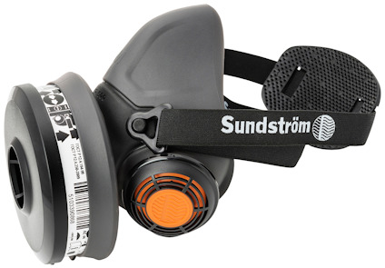 Återanvändbar halvmask med filter och justerbart huvudband, märkning "Sundström".