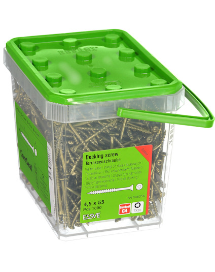 Plastlåda med grönt lock innehållande trallskruv, etikett med text och specifikationer, 4.5 x 55, 1000 st.