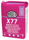 Förpackning med rosa design, står "ARDEX X77 MICROTEC fästmassa" och visar säkerhetssymboler.