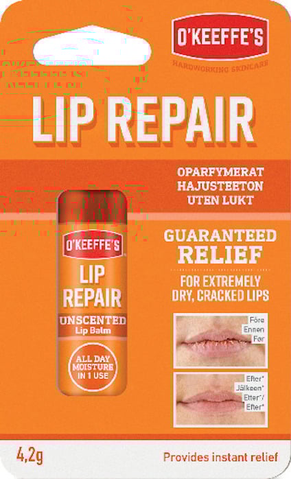 Förpackning av O'Keeffe's Lip Repair oparfymerad läppbalsam, 42g, med bild av läppexempel och text på svenska och engelska.