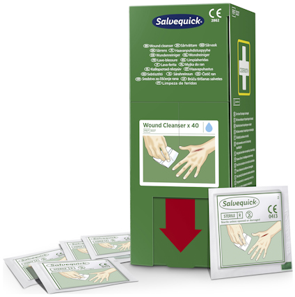 Grön förpackning för sårtvättare med text "Wound Cleanser x 40", bild av handrengöring, och flera små kuvert utspridda framför.