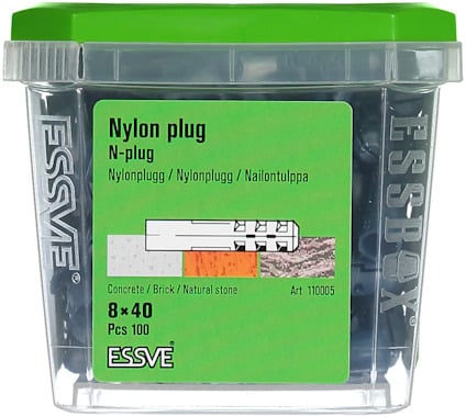 Plastbehållare med grönt lock innehållande nylonpluggar, märkning "Nylon plug 8x40" och ESSVE-logga.