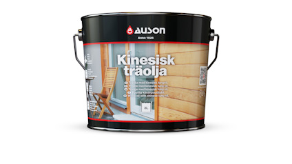 Svart plåtburk med texten "Auson Kinesisk träolja" och bild av träpanel.