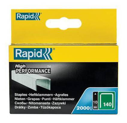 Förpackning med Rapid häftklamrar, text på flera språk och en bild av häftklamrar på framsidan.